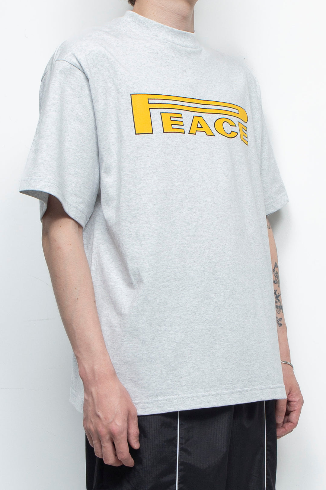 PEACE TEE