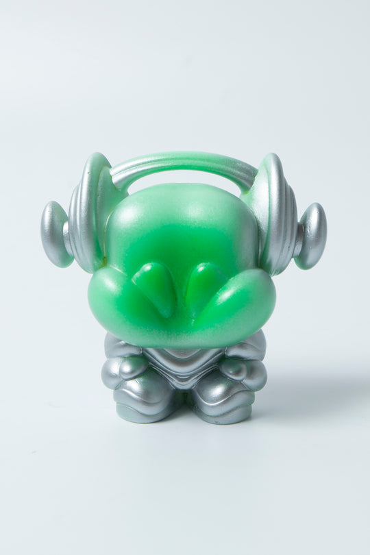alien (figure)