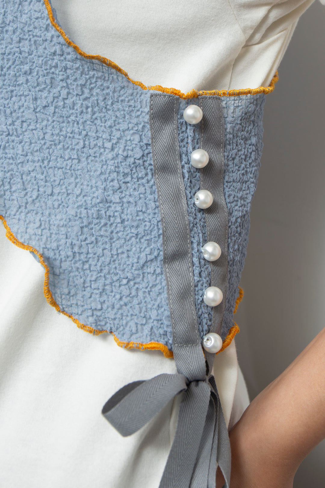 Mellow pearl ribbon tank top Blue