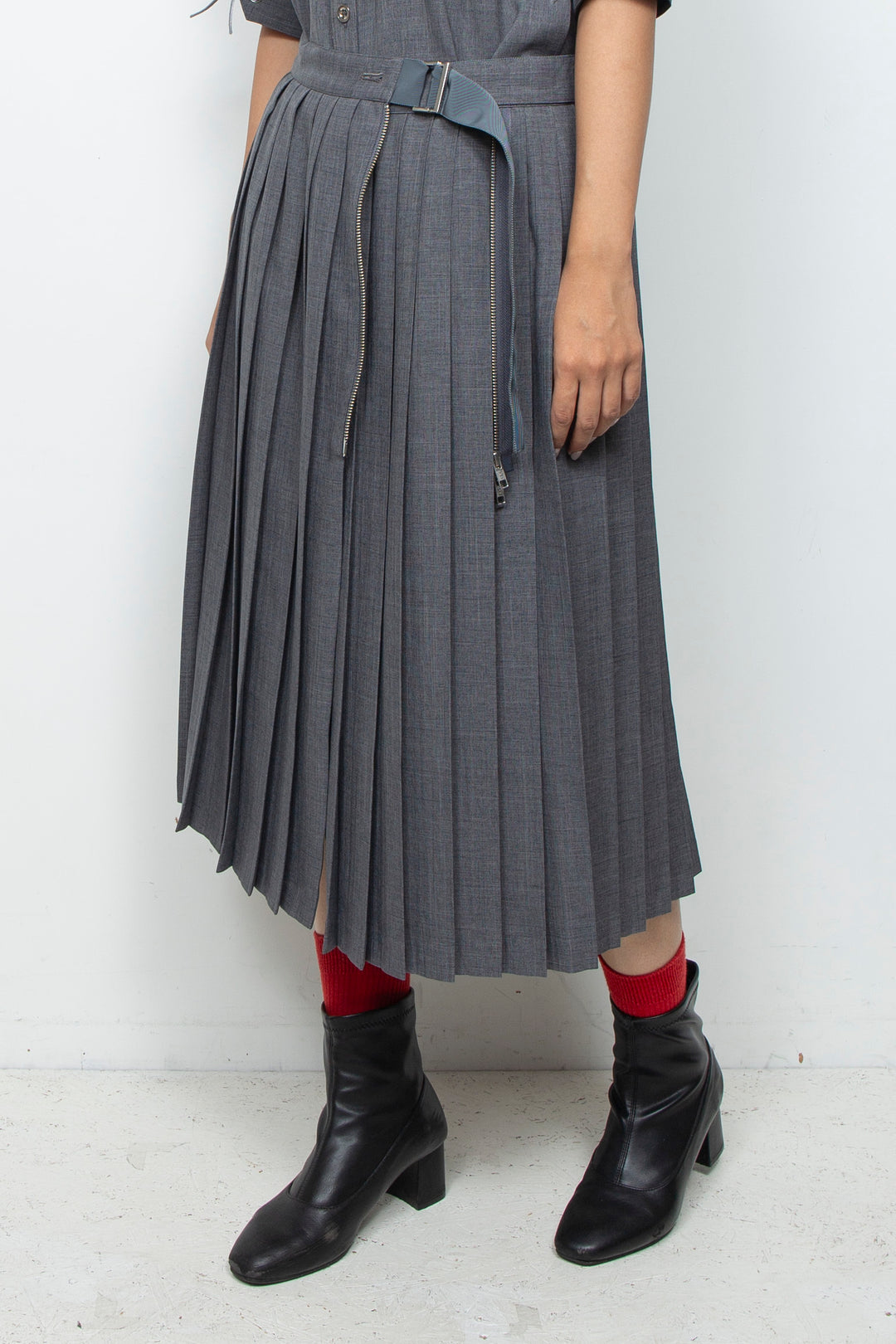 250206 skirt GRAY