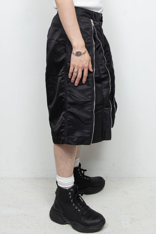 Zipper nylon baggy shorts Black