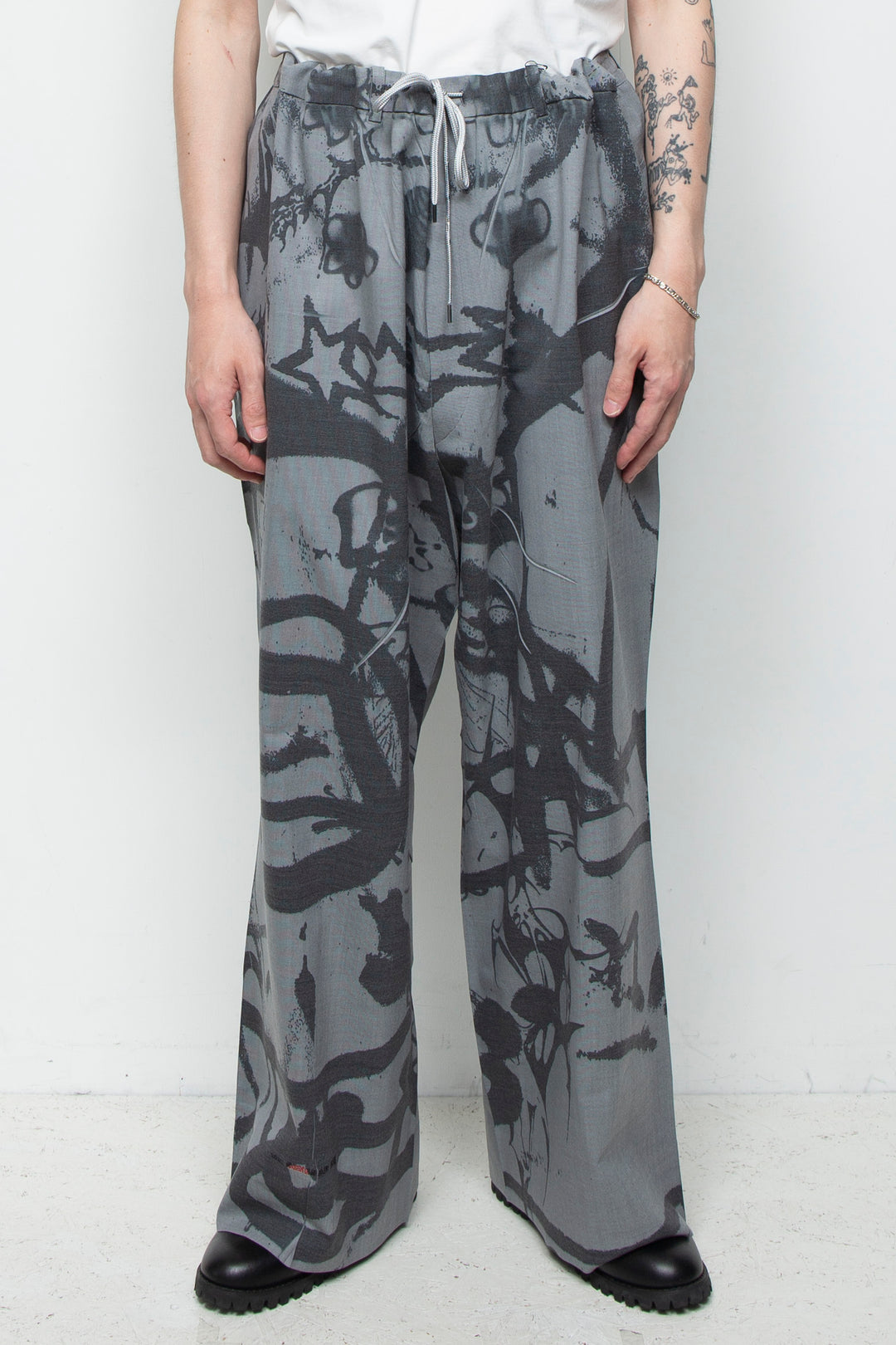 1001 SONGS OF EBAY TROUSERS GRAY