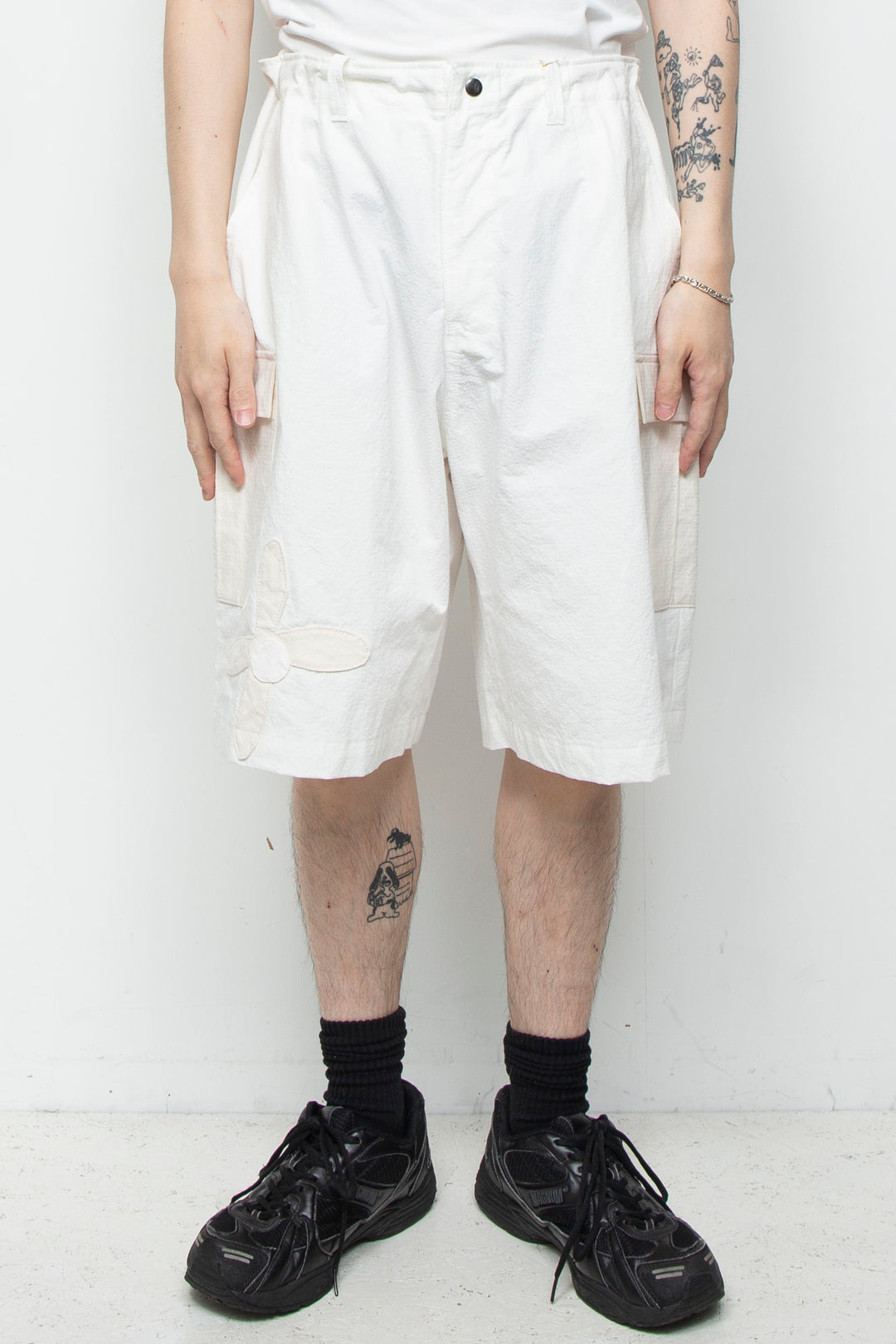 flower half cargo pants white
