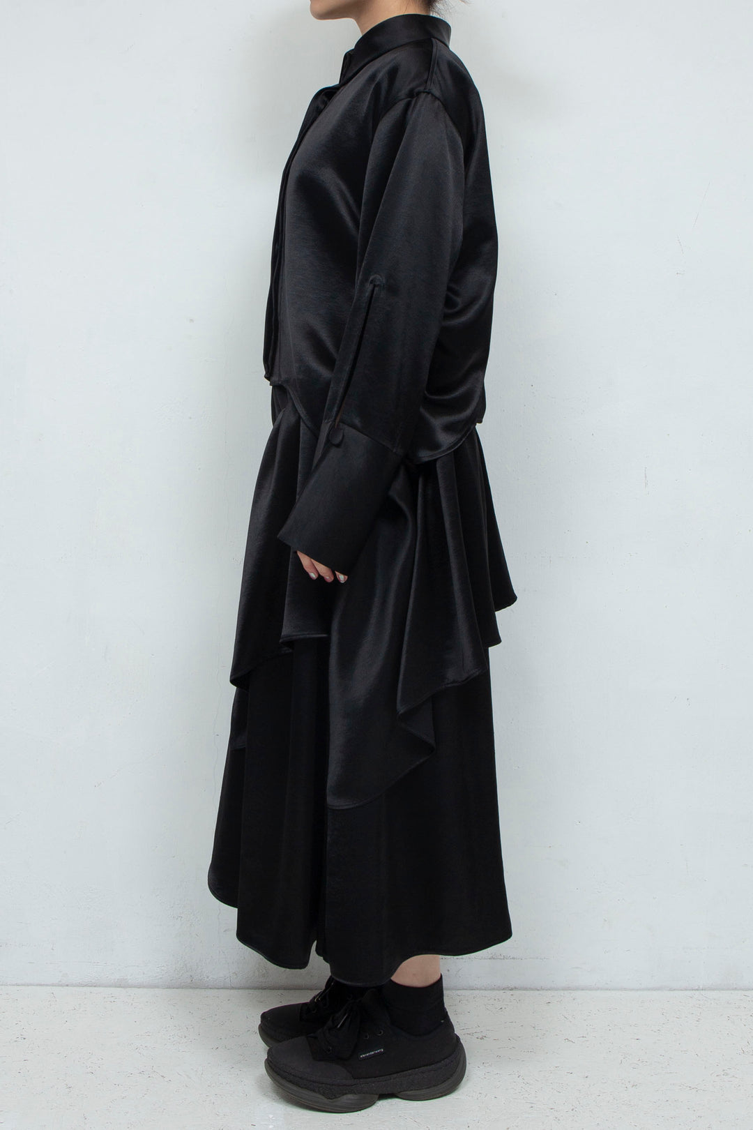 Asymmetric short shirts BALCK