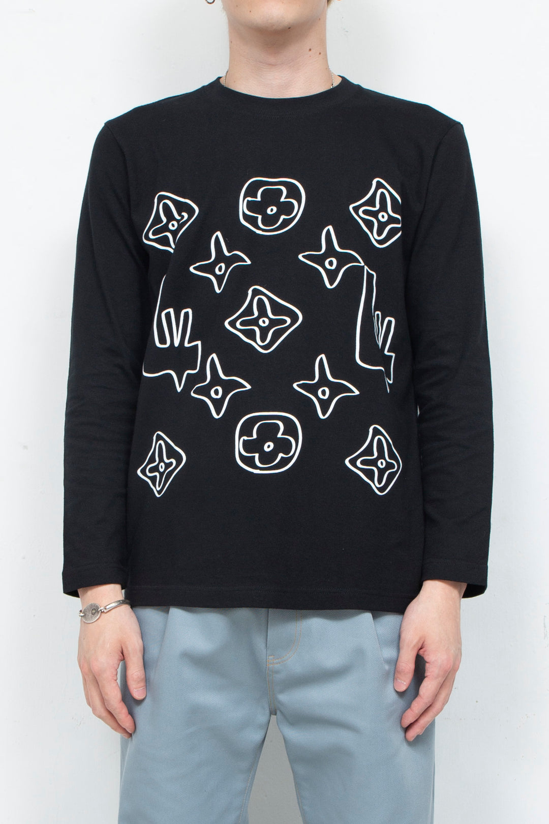 MONOGRAM L/S TEE