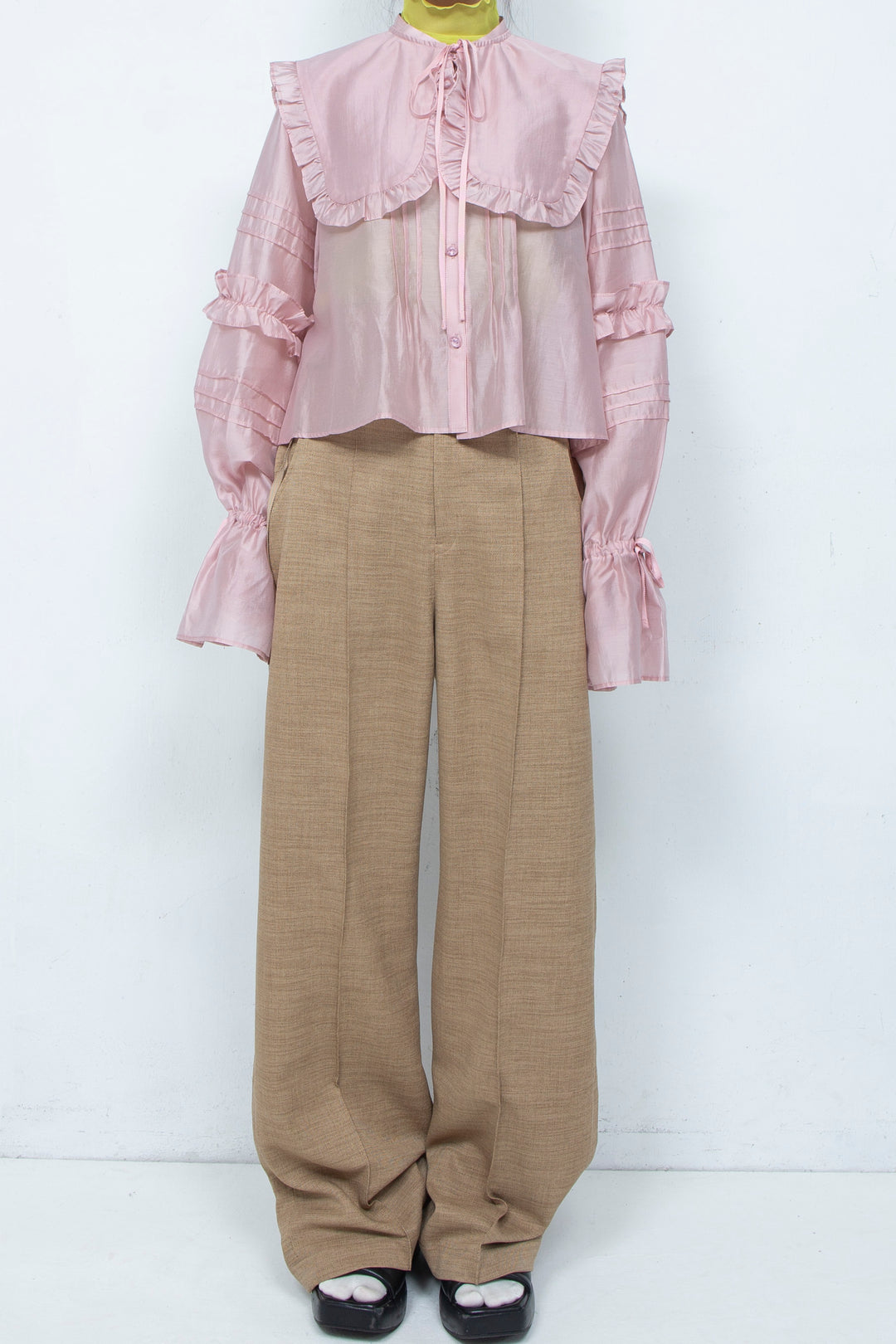 3D BUTTON SHEER BLOUSE PINK
