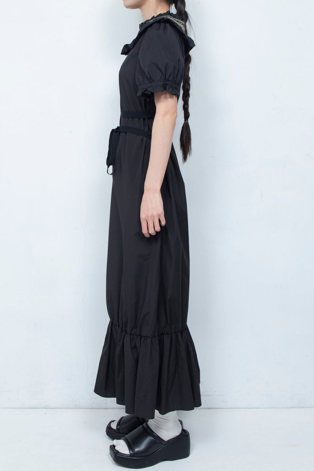SMOCKING WAIST RIBBON MAXI DRESS BLACK
