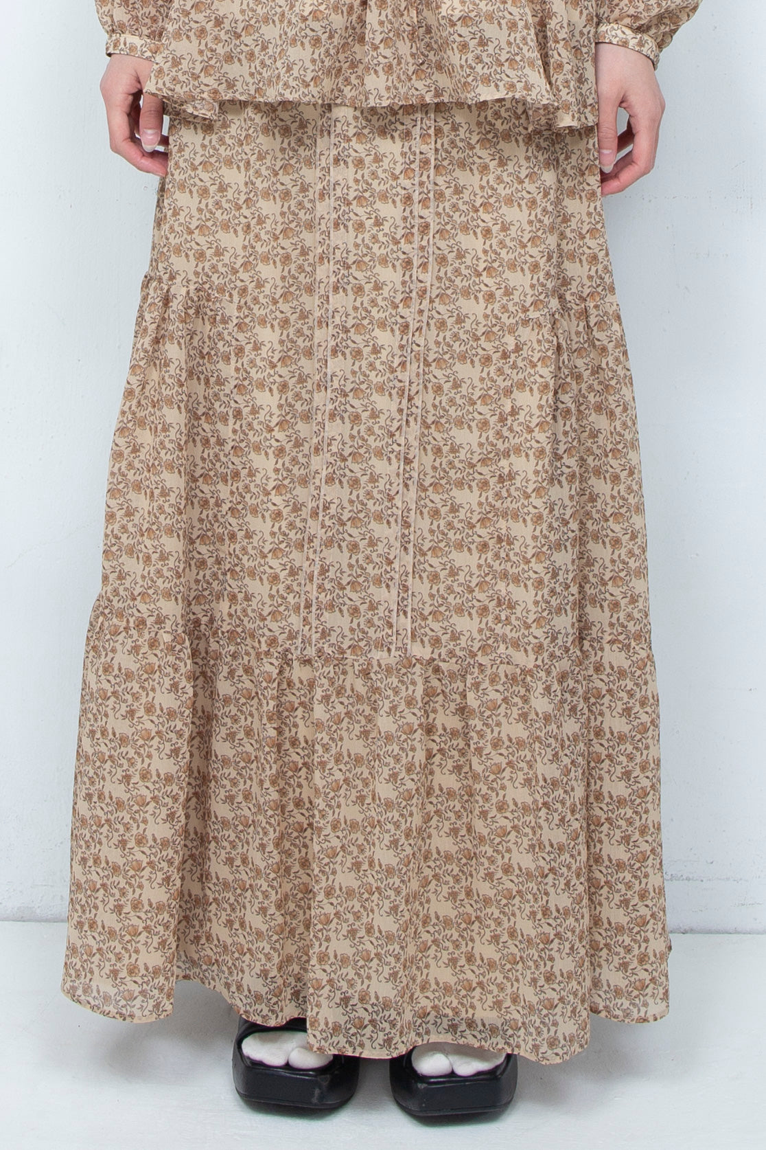 2-WAY CRINKLE TUCK RUFFLE HIGH WAIST MAXI SKIRT (FLORAL)／ritsu