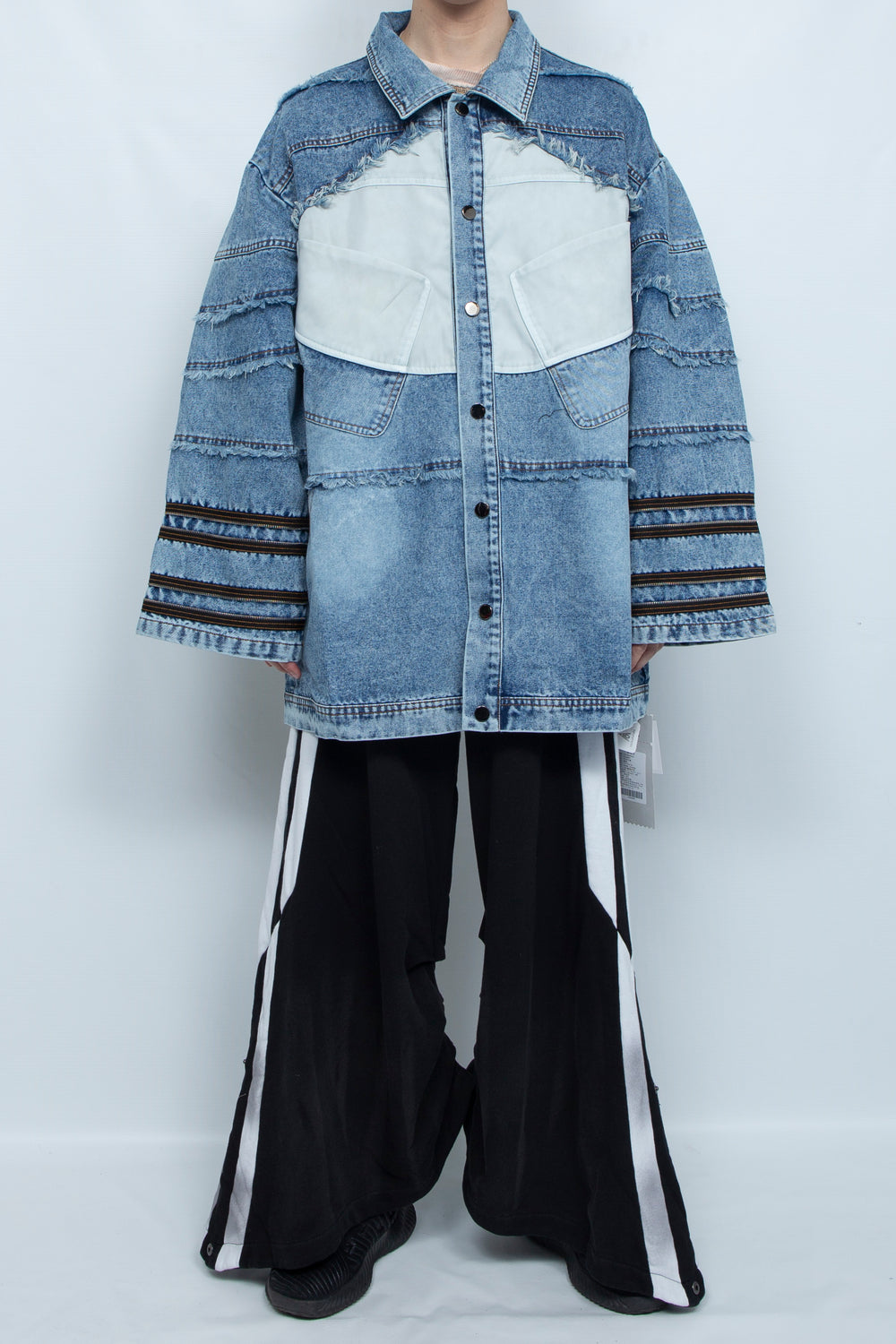 Silhouette fringed zipper denim jacket