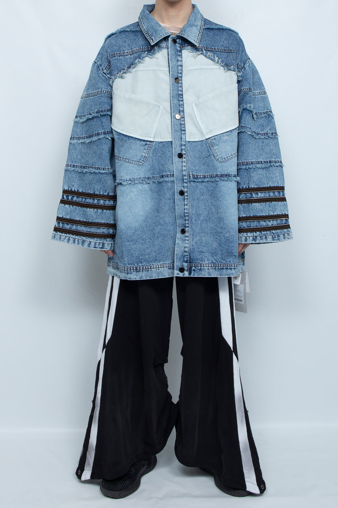 Silhouette fringed zipper denim jacket