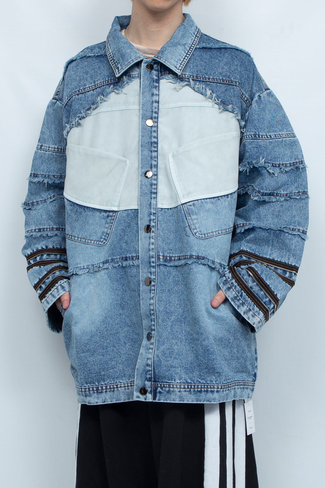 Silhouette fringed zipper denim jacket