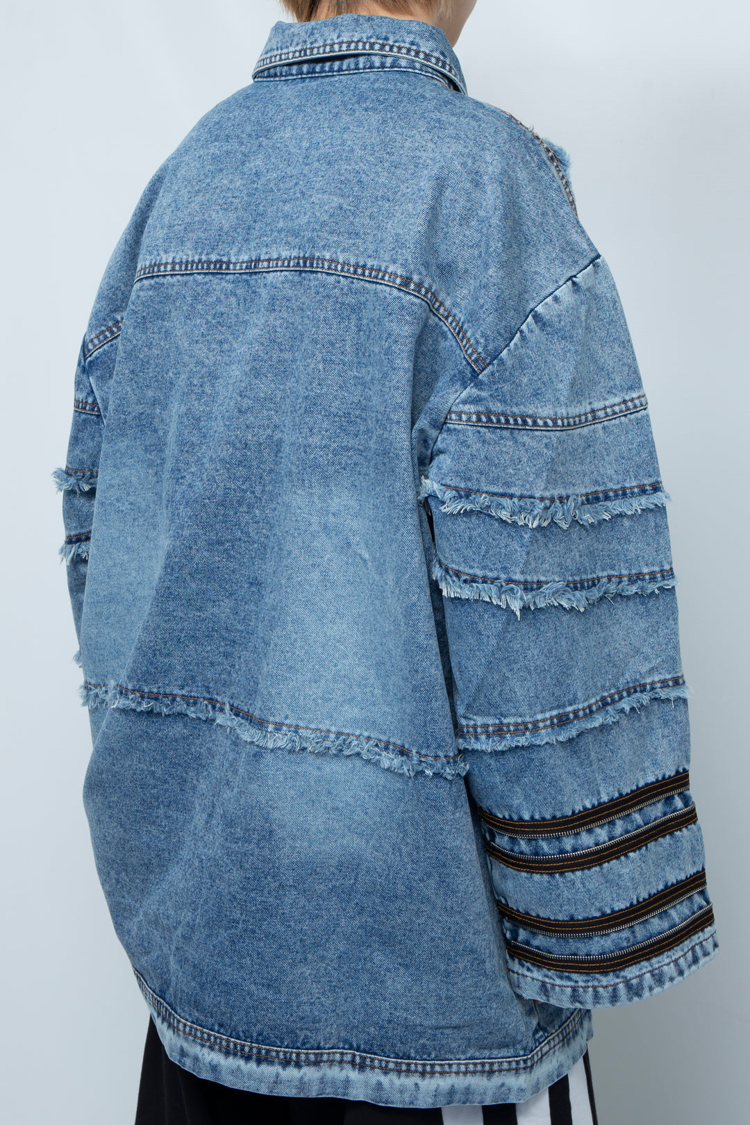 Silhouette fringed zipper denim jacket