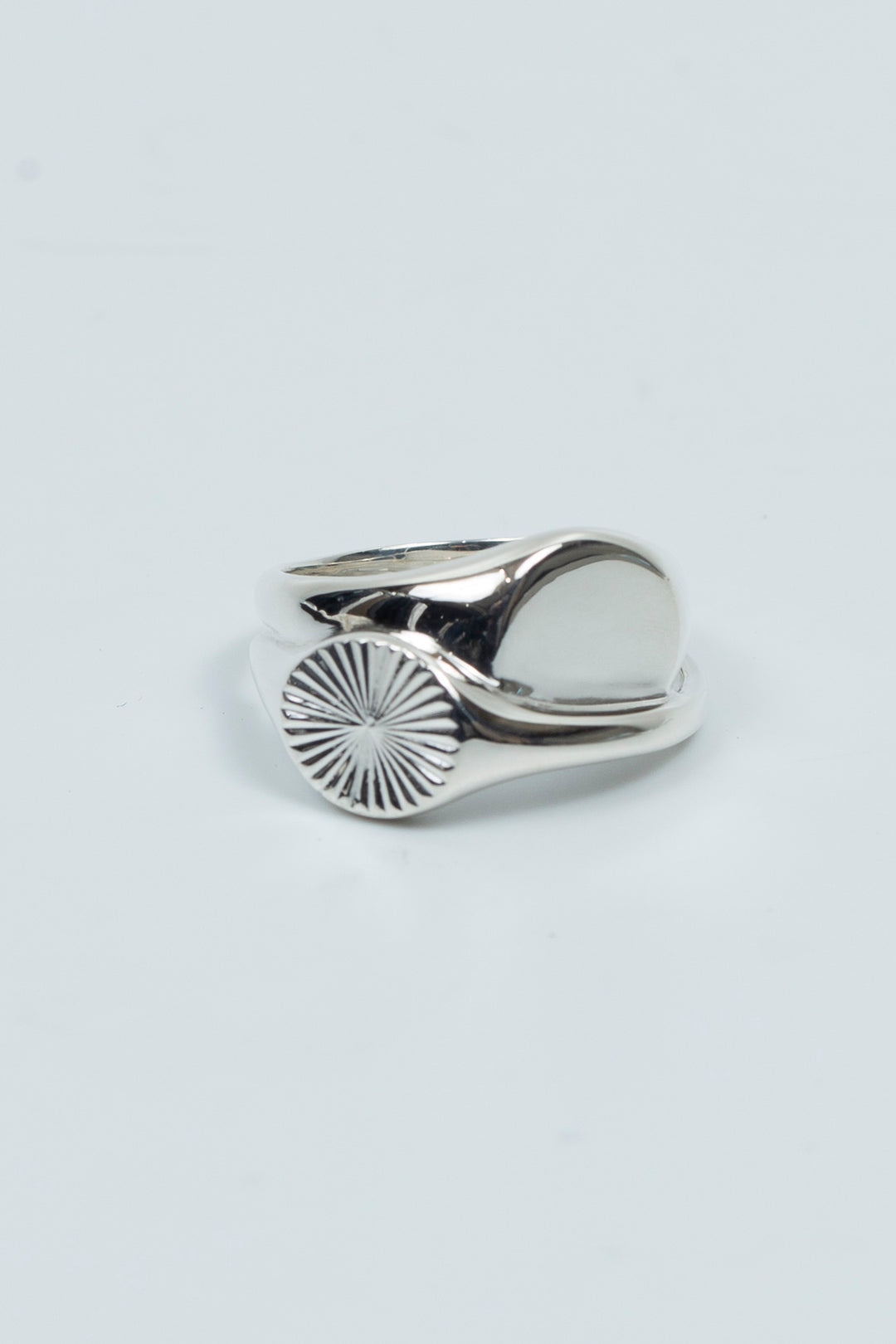 W Ring Ring