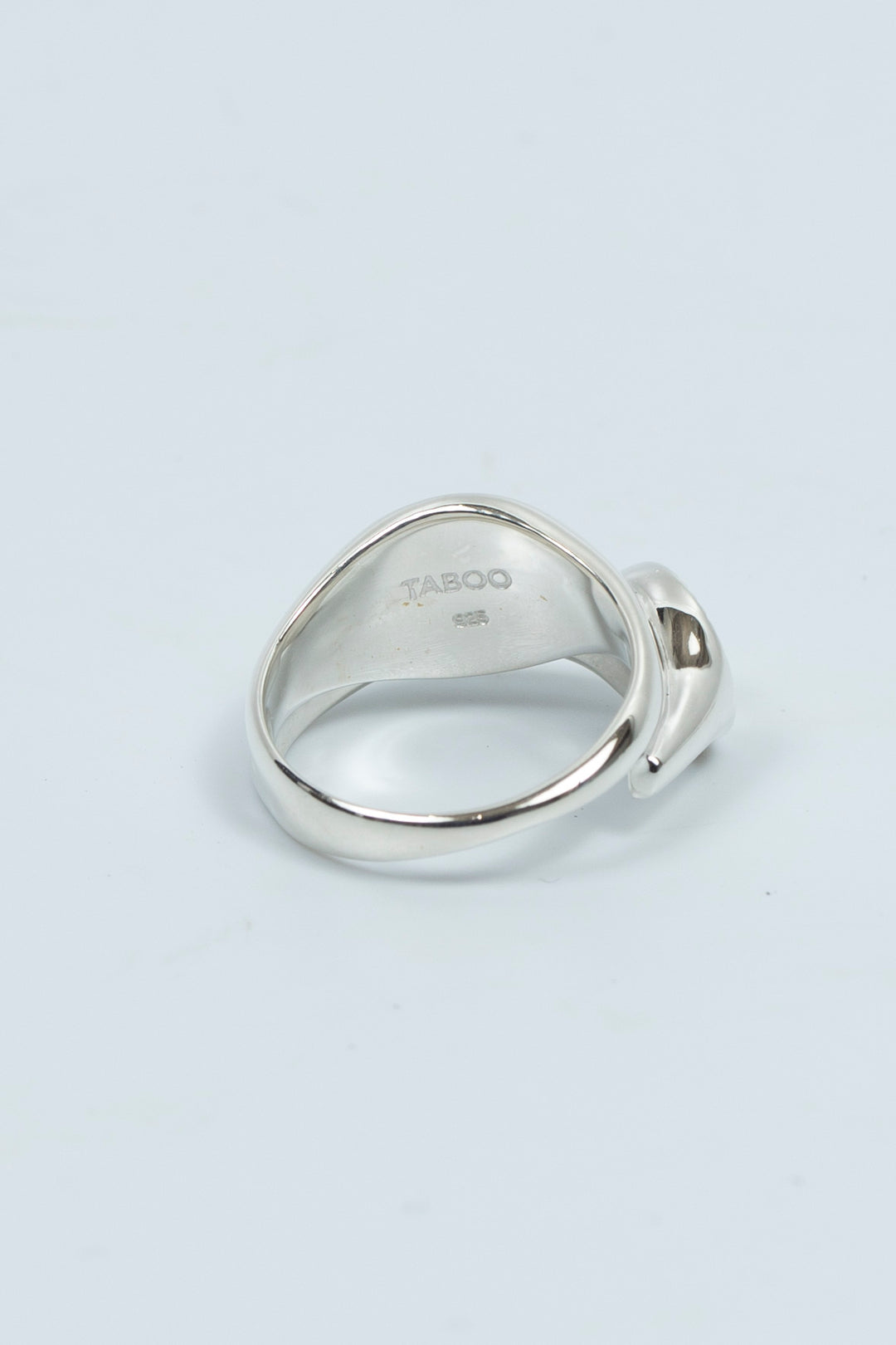 W Ring Ring
