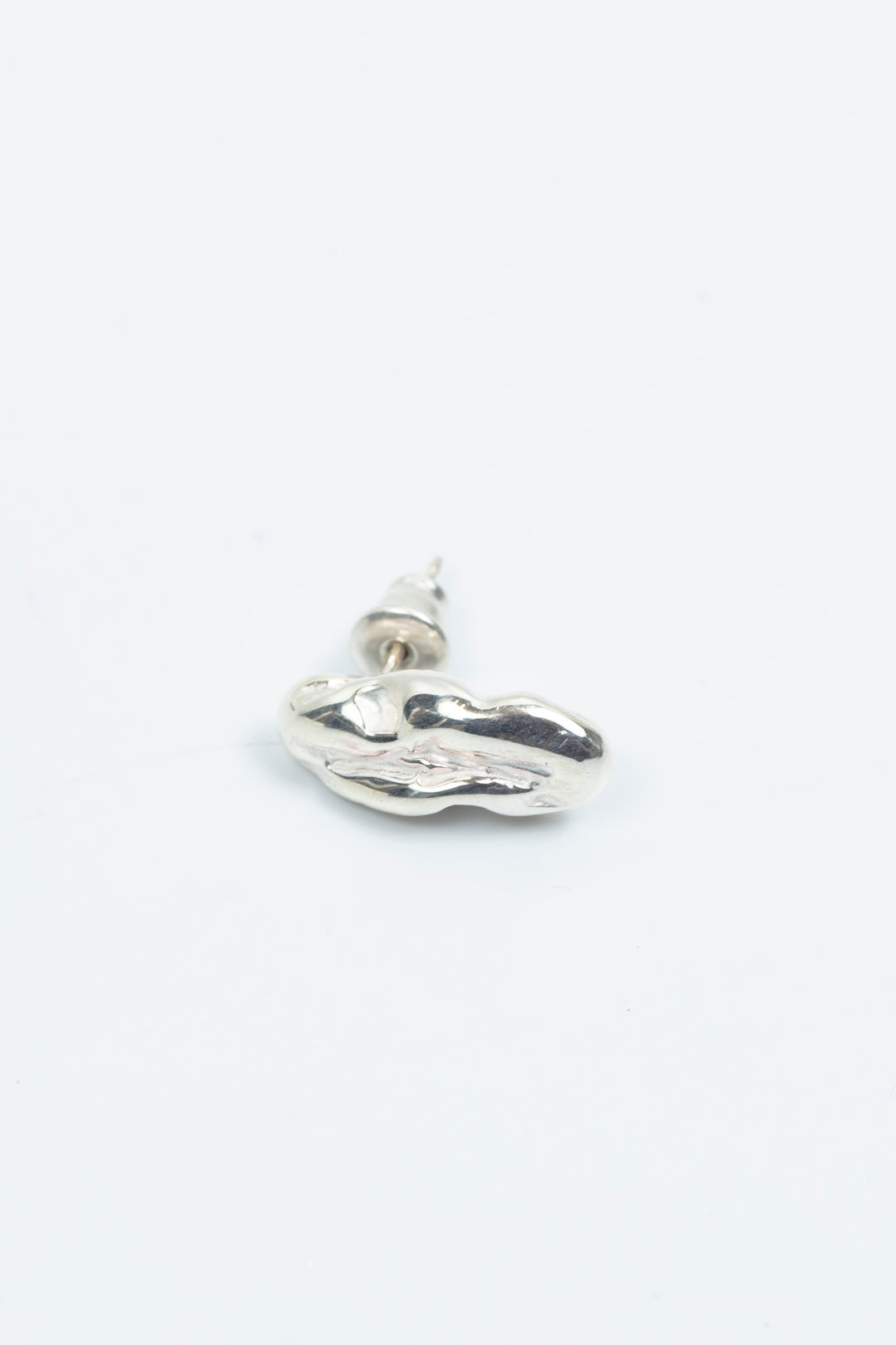 Chewing gum Pierced Earring