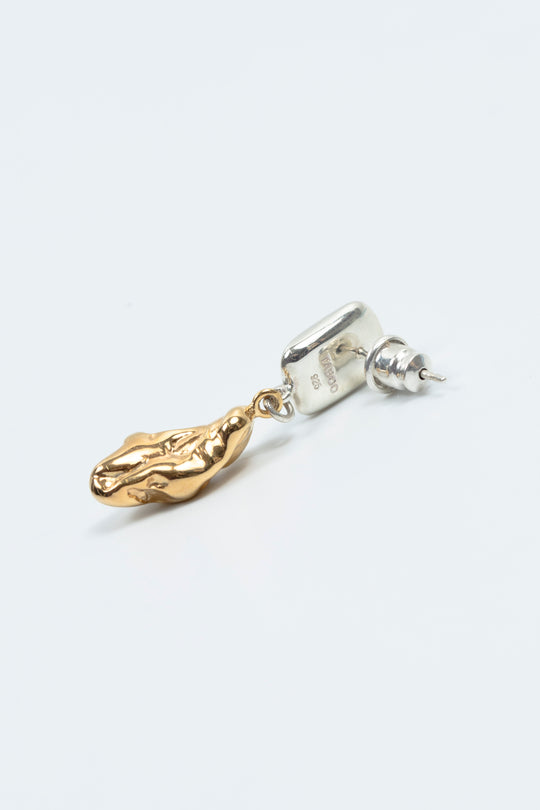 Chewing gum Drop Pierced Earring