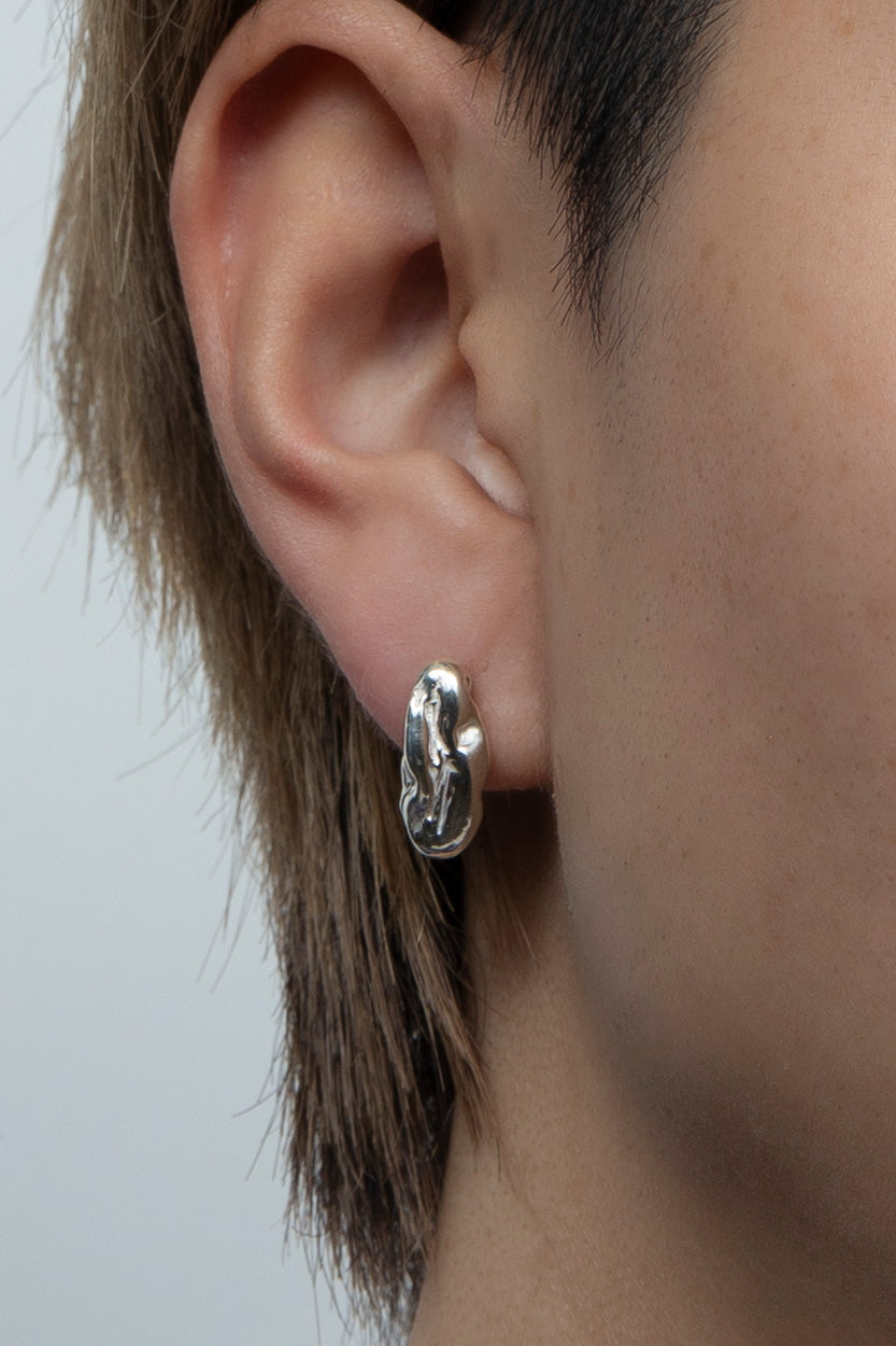 Chewing gum Pierced Earring