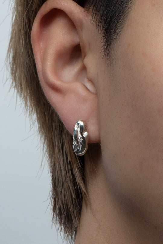 Chewing gum Pierced Earring
