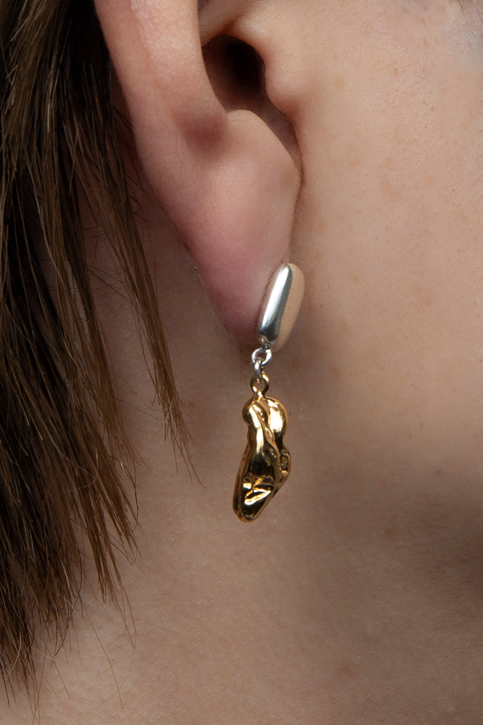Chewing gum Drop Pierced Earring