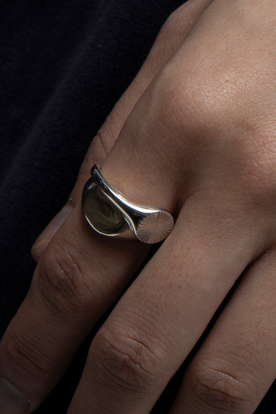W Ring Ring