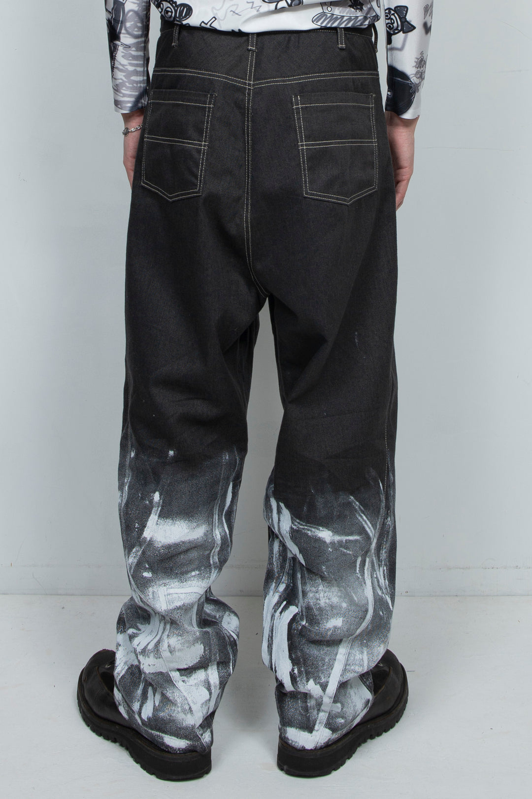 WET PAINT PANTS BLACK