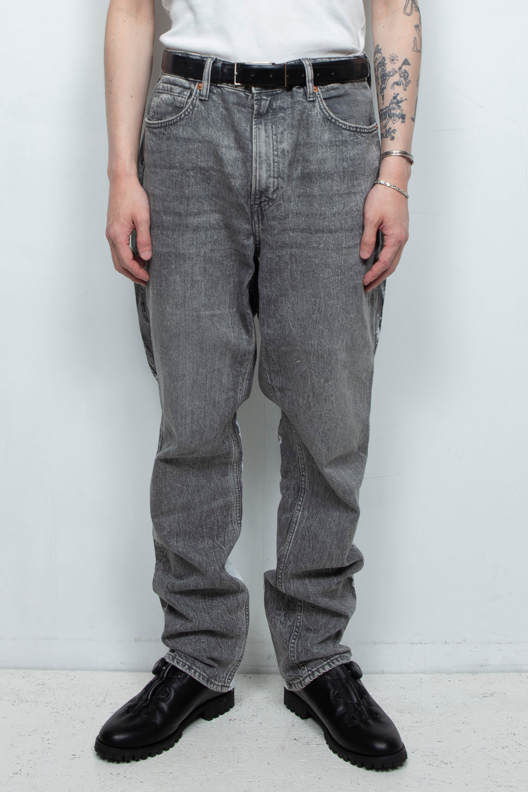 Paint snow white denim pants