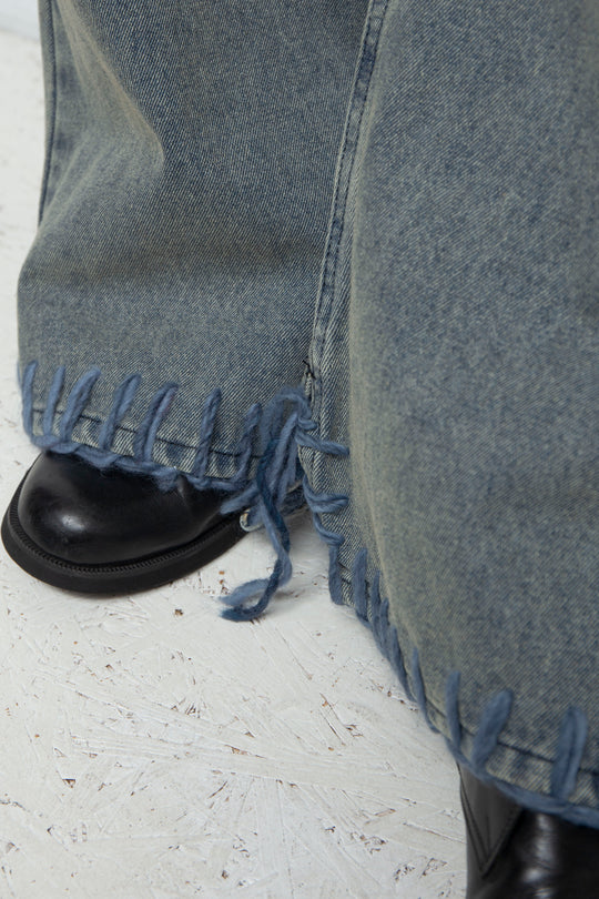 TΣist Hand Stitch Denim Flare Pants / Blue