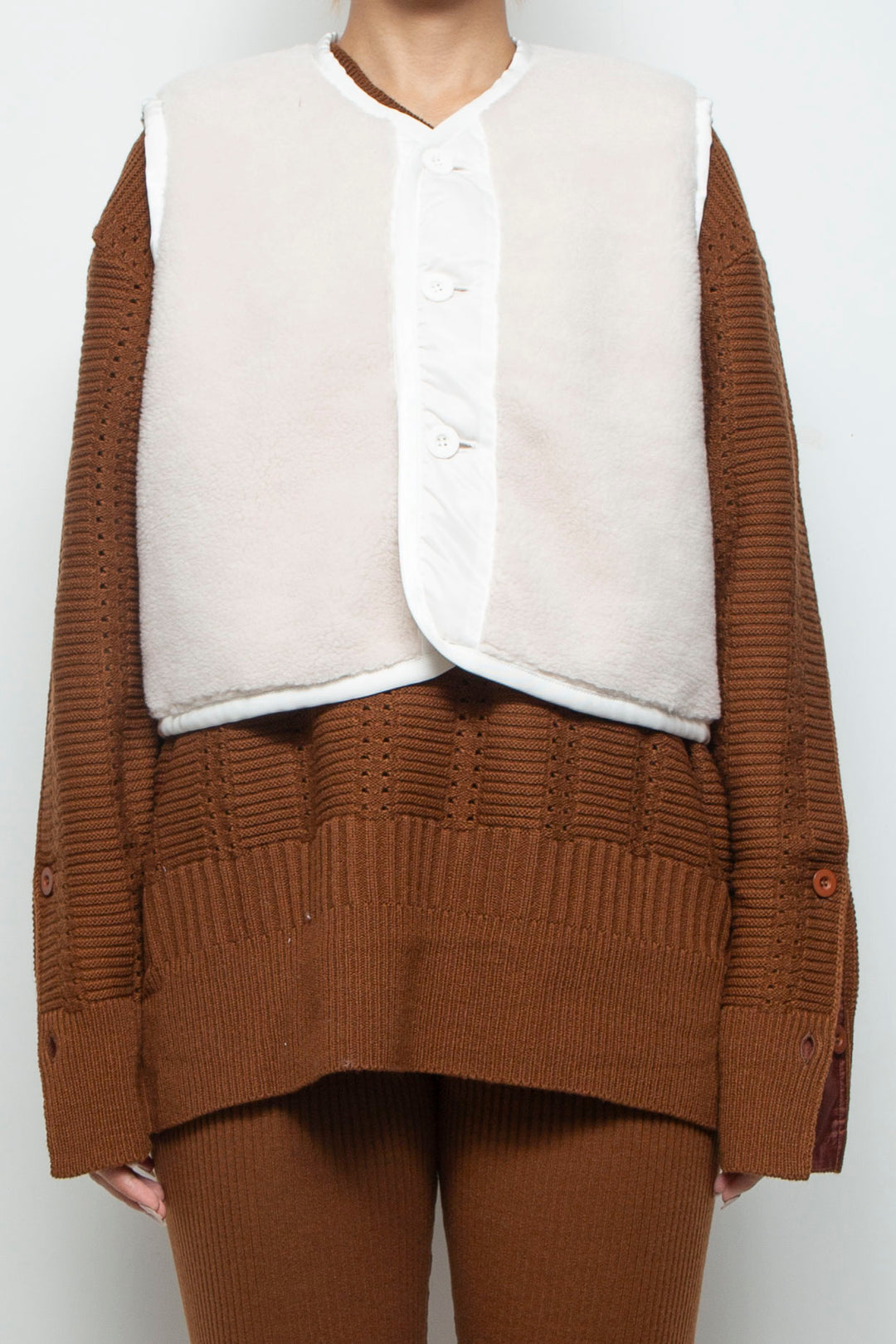 250209 VEST WHITE