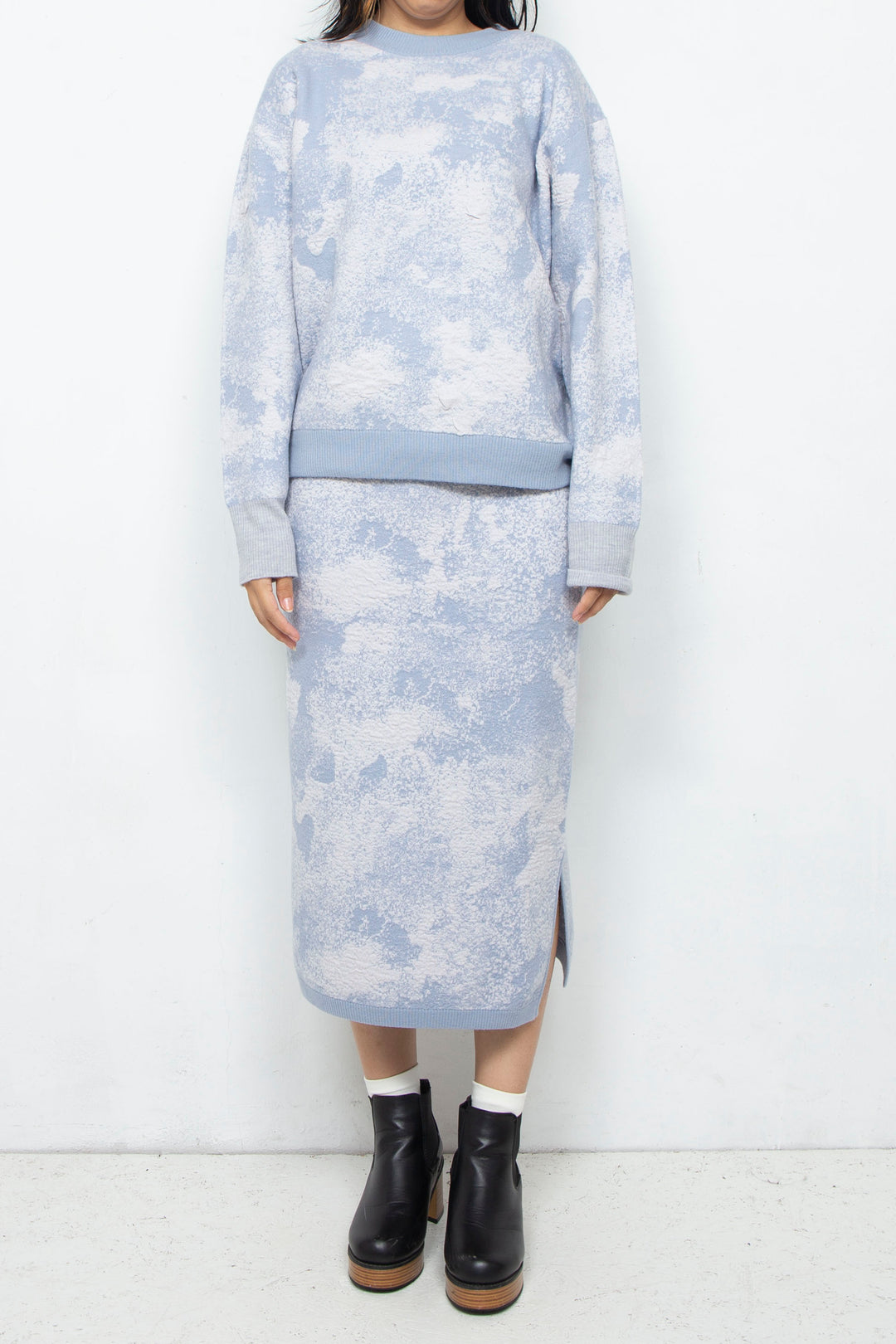 Milling Slit Knit Skirt Blue