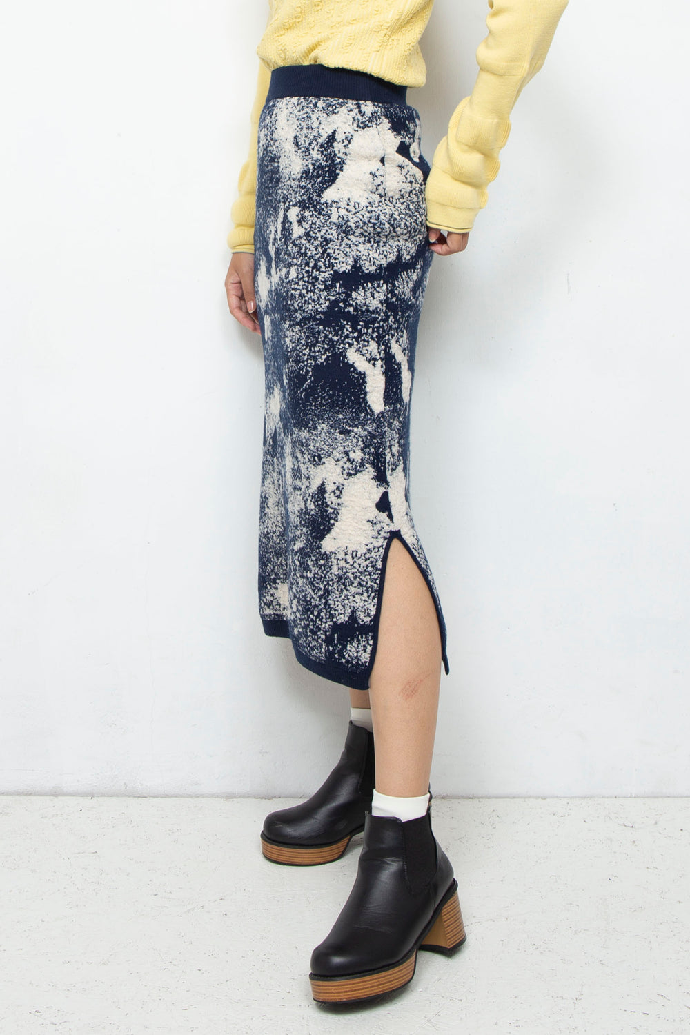 Milling Slit Knit Skirt Navy