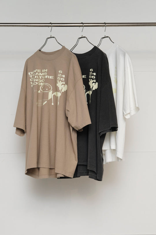 TEE/ROOM BLACK