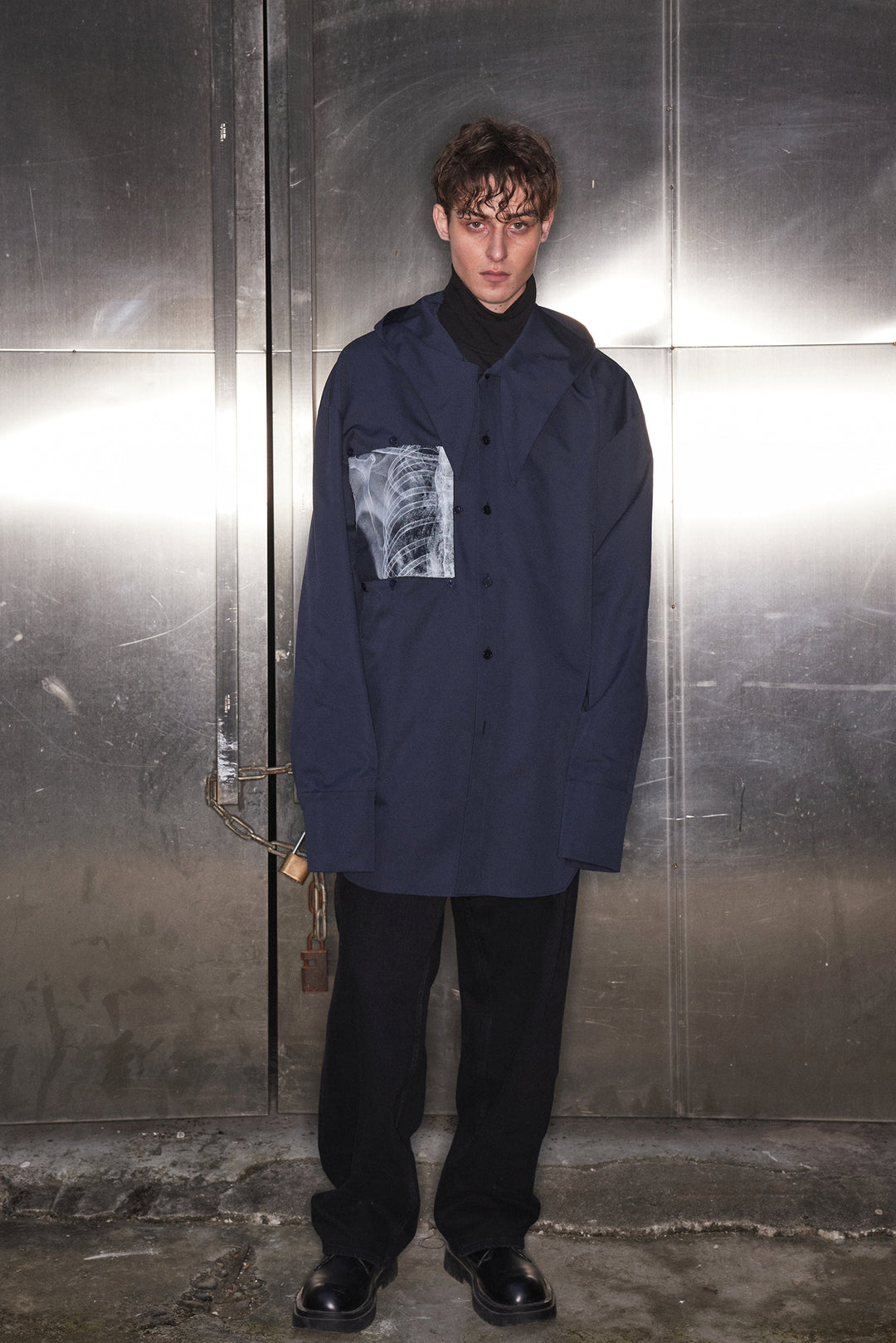 Blue silhouette hooded scarf shirt