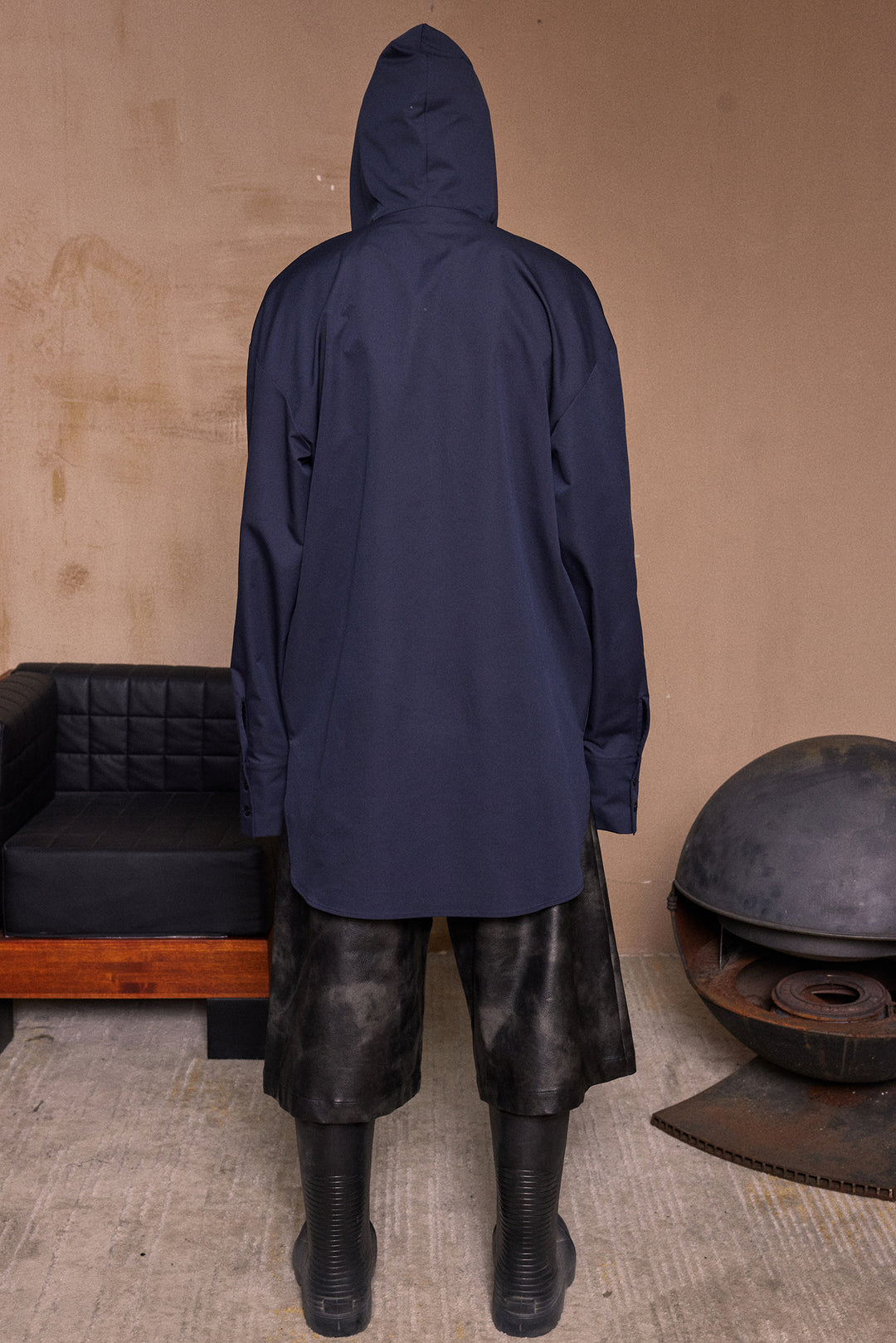 Blue silhouette hooded scarf shirt