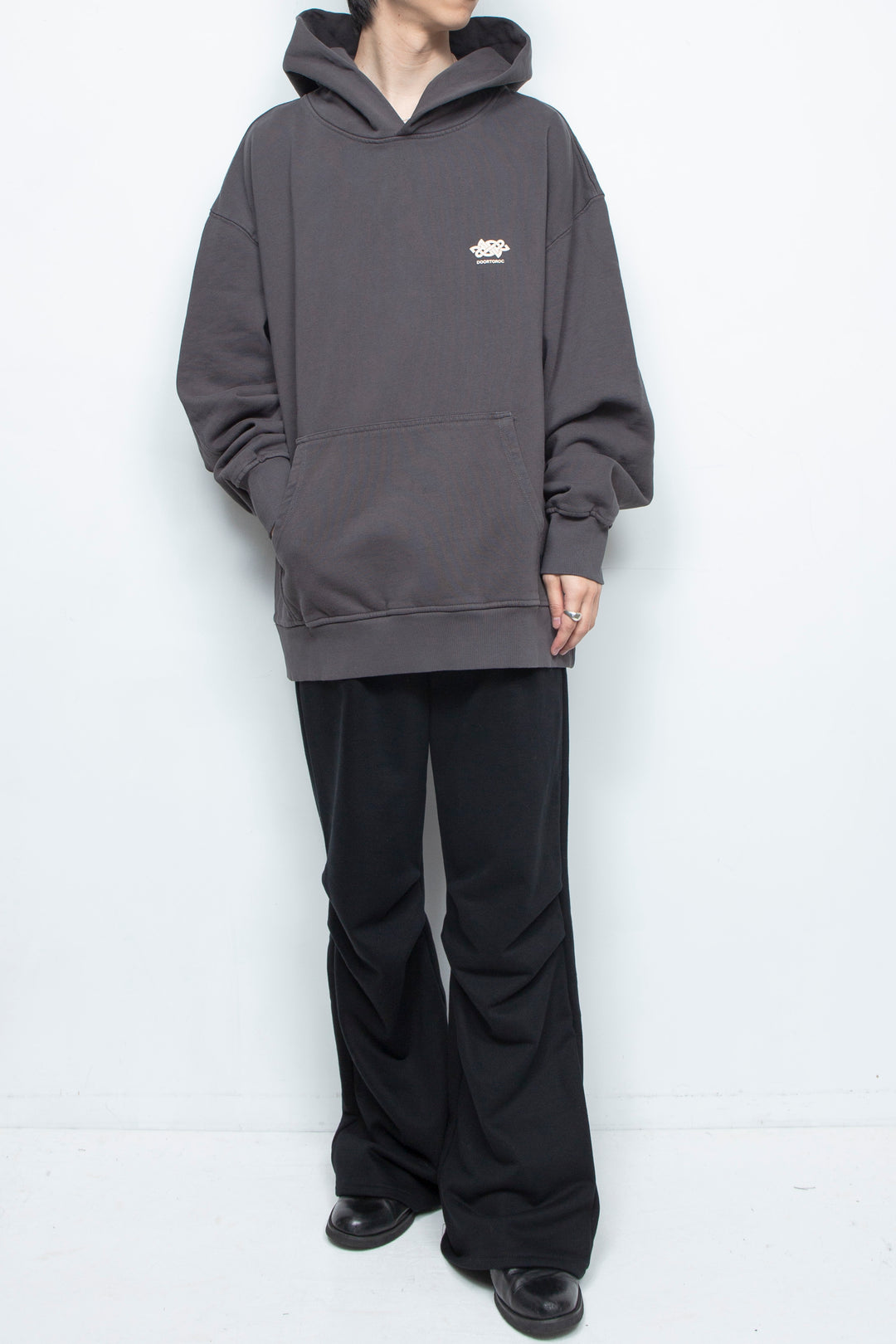 DTR BACK GRAPHIC HOODIE GRAY