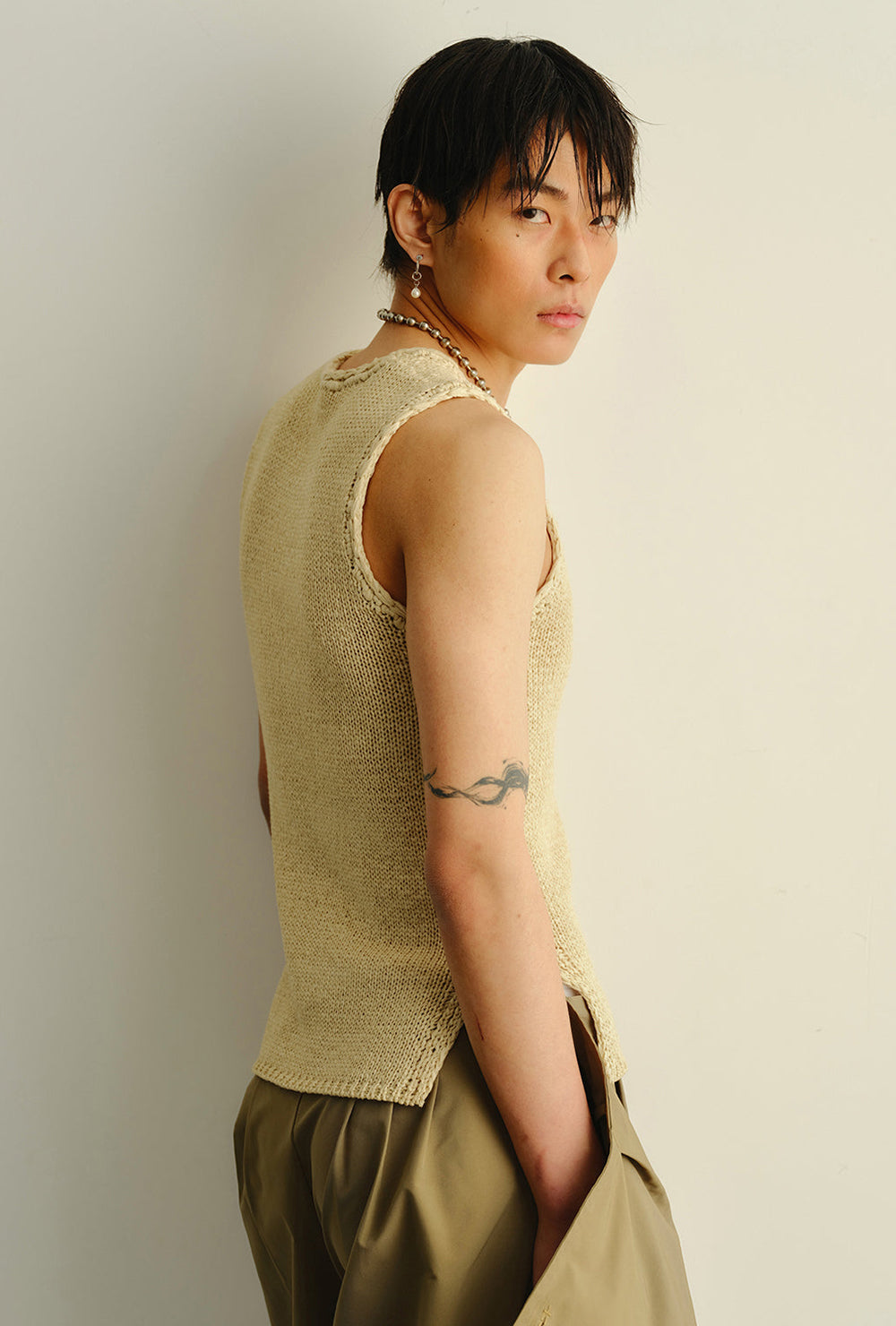 Khaki woven elastic vest