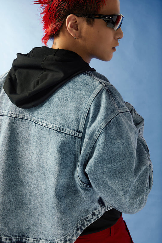 Blue denim short jacket