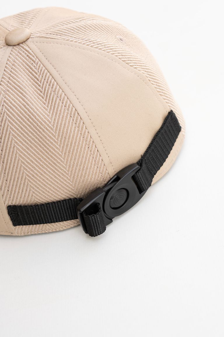 8panel Cap Beige