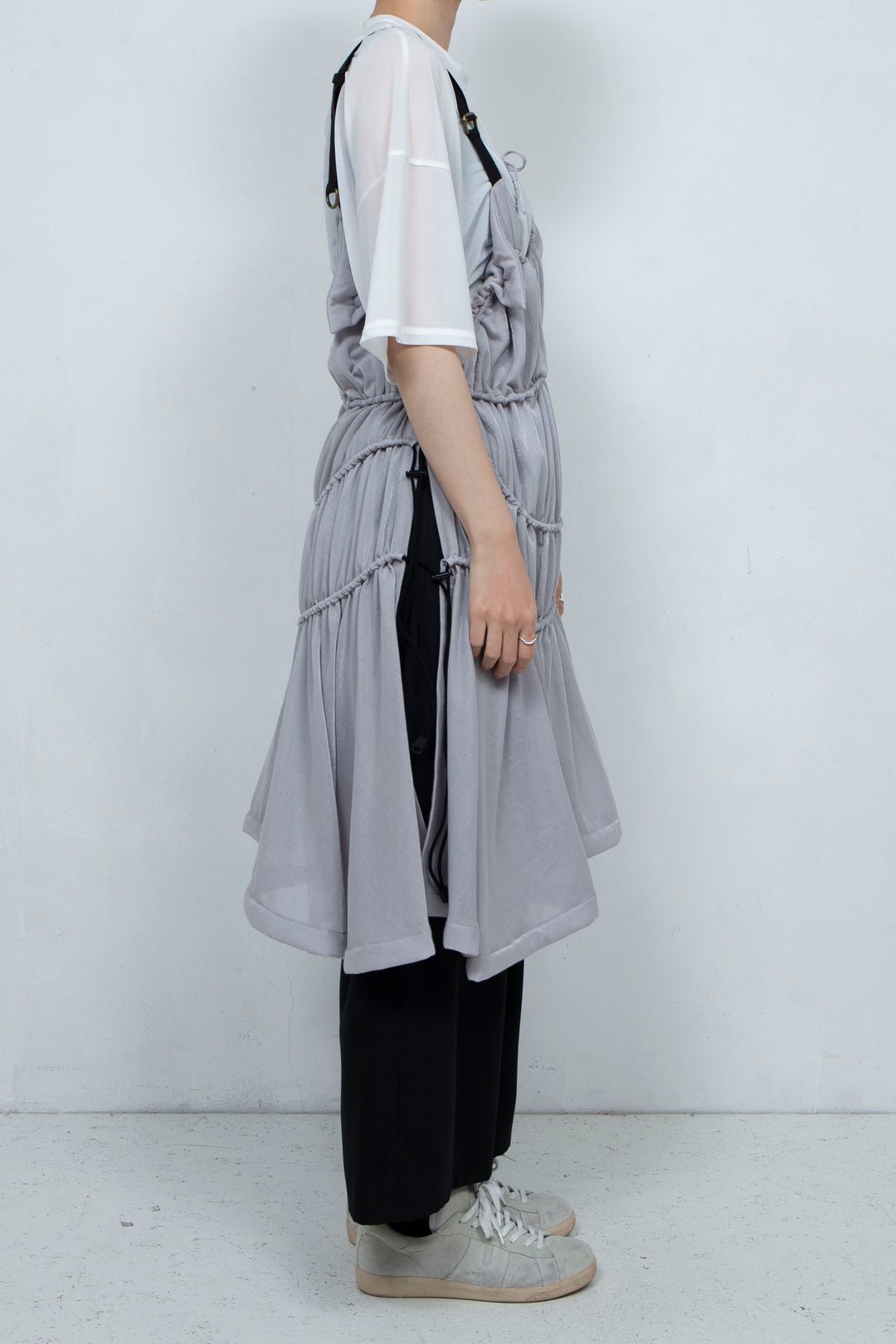 String Gathered Onepiece Gray