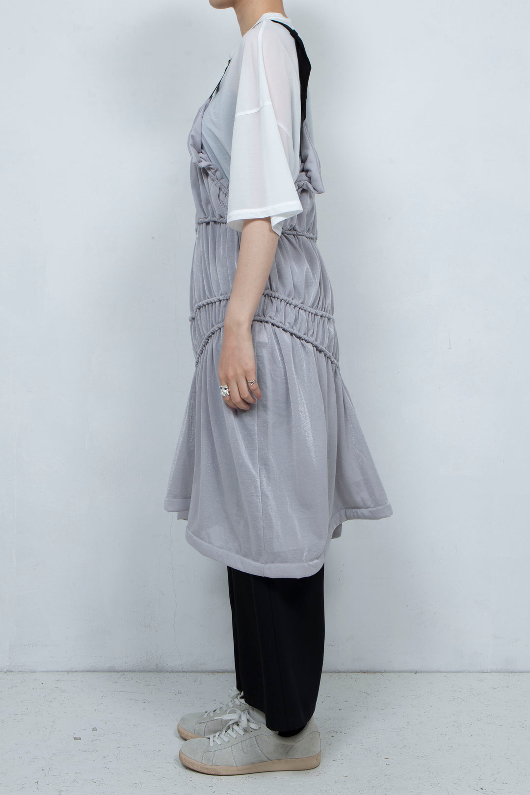 String Gathered Onepiece Gray