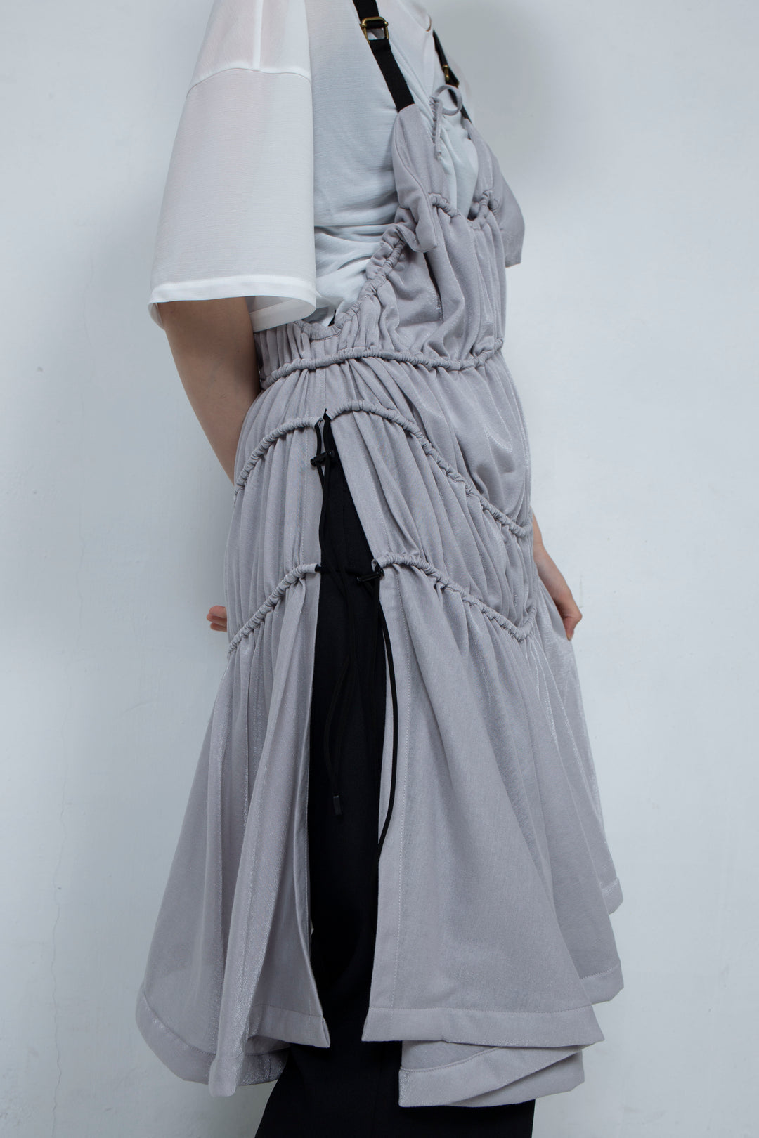 String Gathered Onepiece Gray