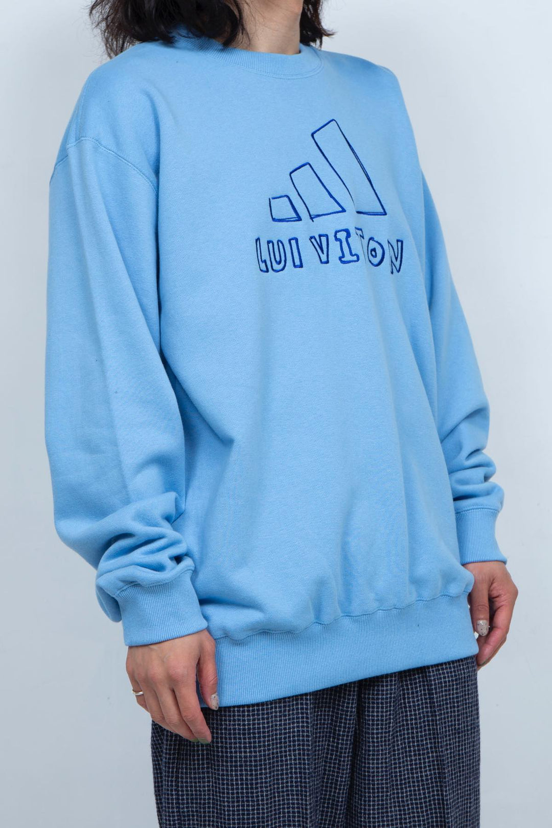 BROKEN LOGO SWEATSHIRT