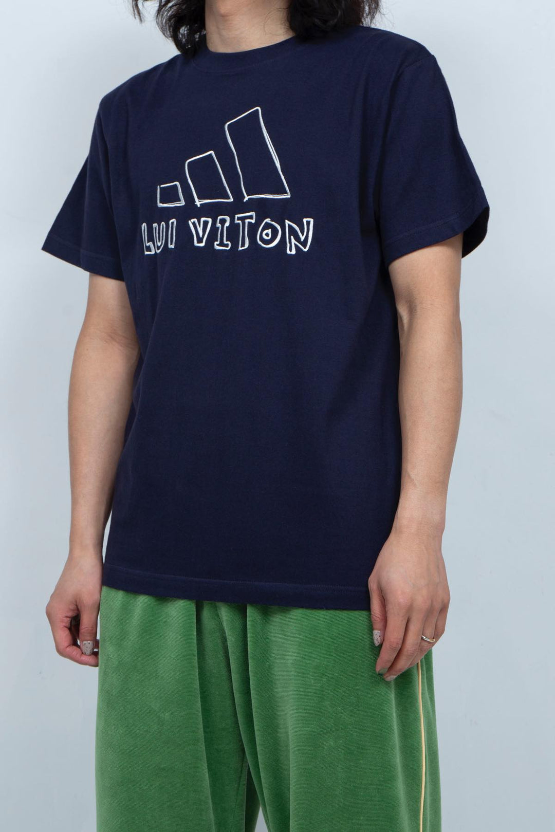 BROKEN LOGO TEE