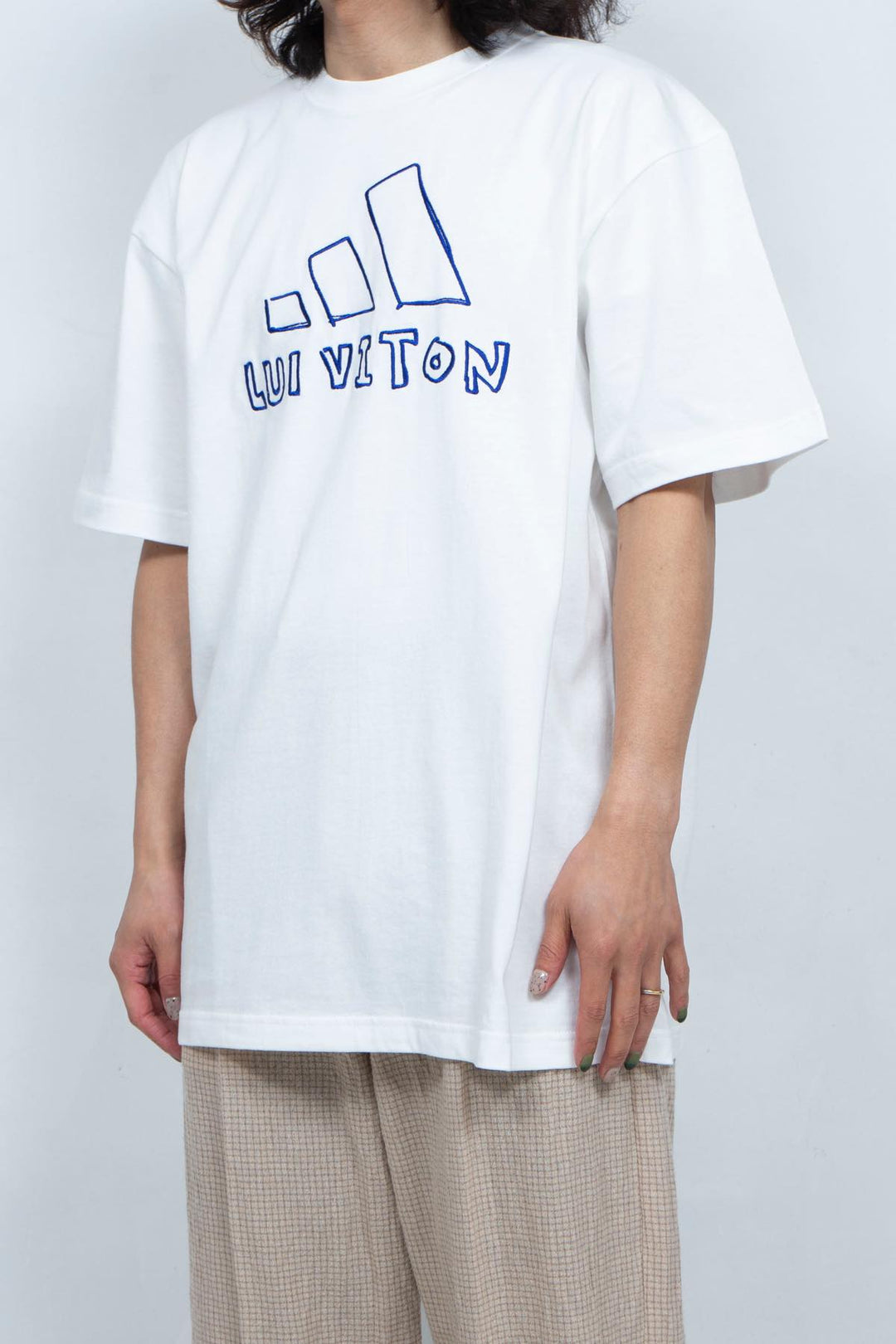 BROKEN LOGO TEE
