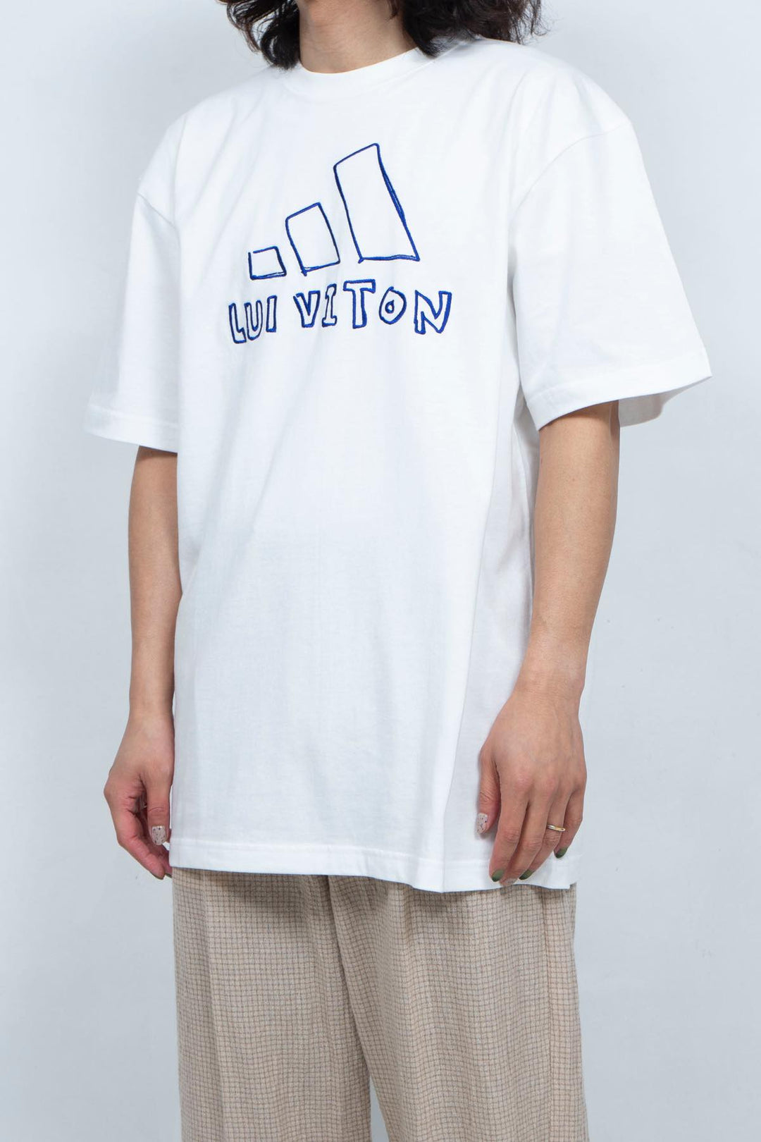 BROKEN LOGO TEE