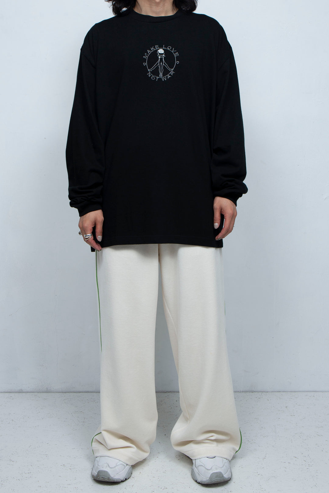 PEACE SYMBOL BIG L/S TEE