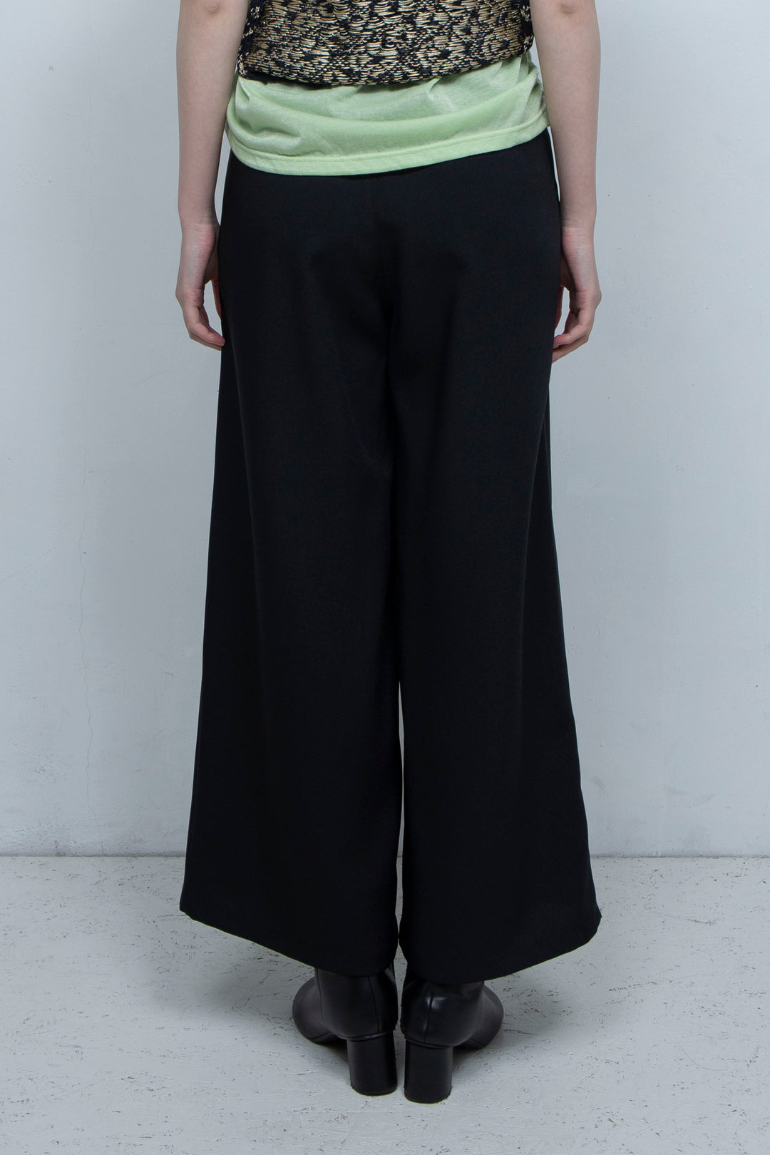 ワイドパンツ BLACK