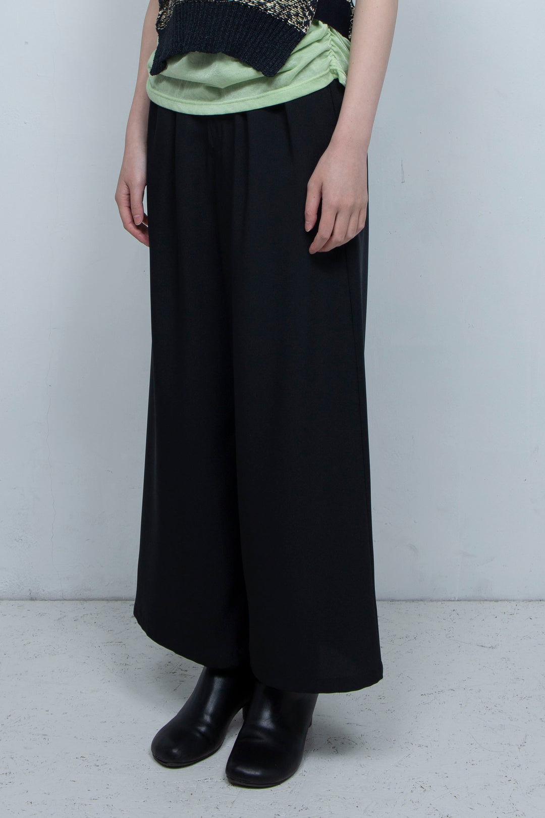 ワイドパンツ BLACK