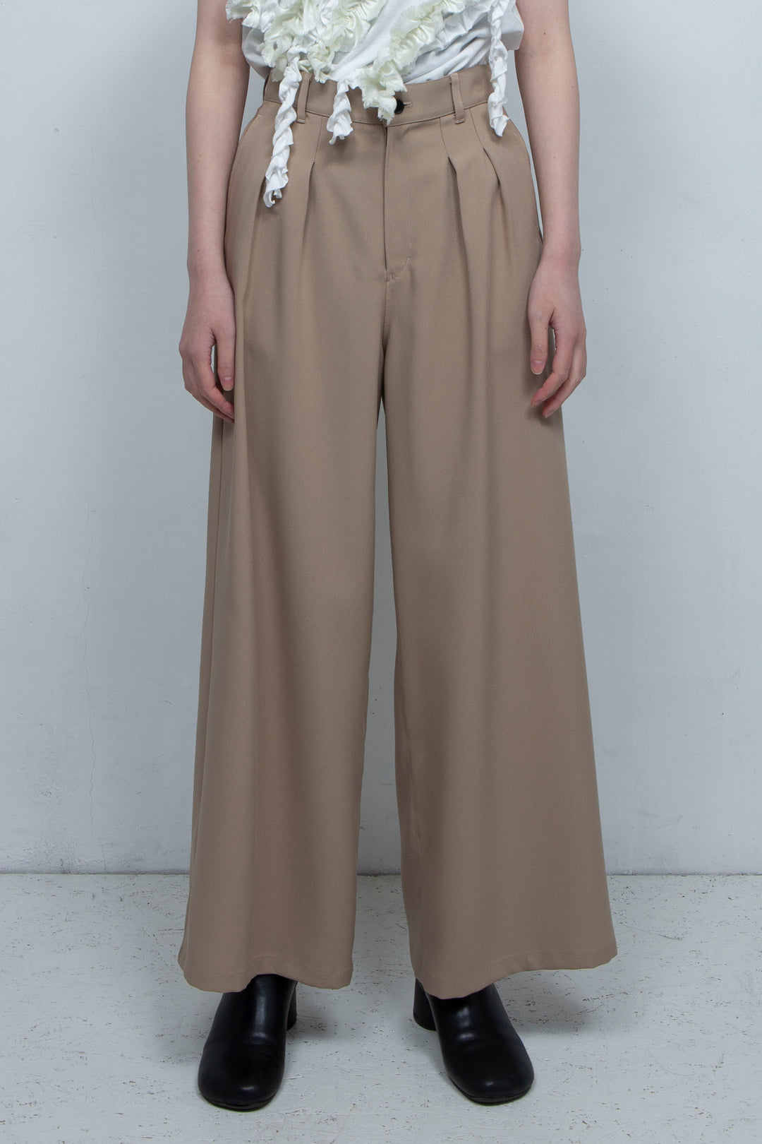 ワイドパンツ BEIGE