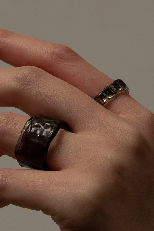 Ripple ring circle black