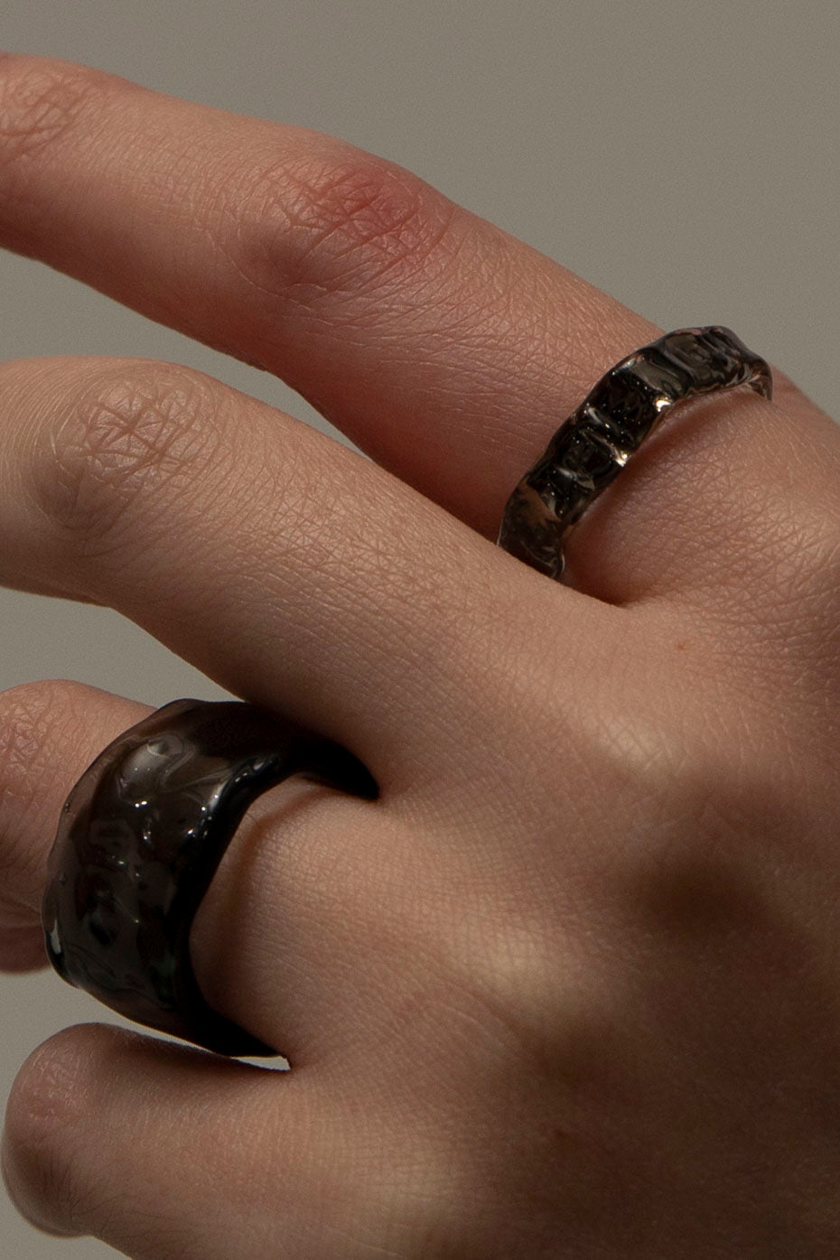Ripple ring circle black